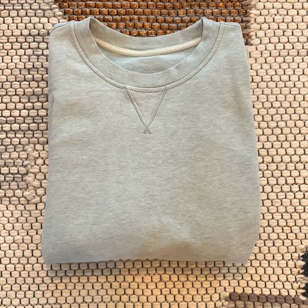 Lululemon Sweatshirt